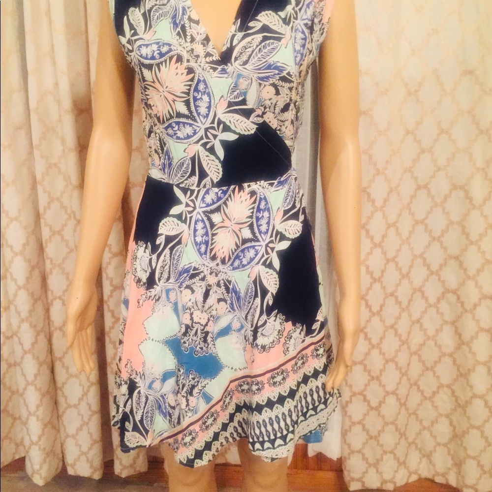 Wrap over dress - Picture 3 of 4